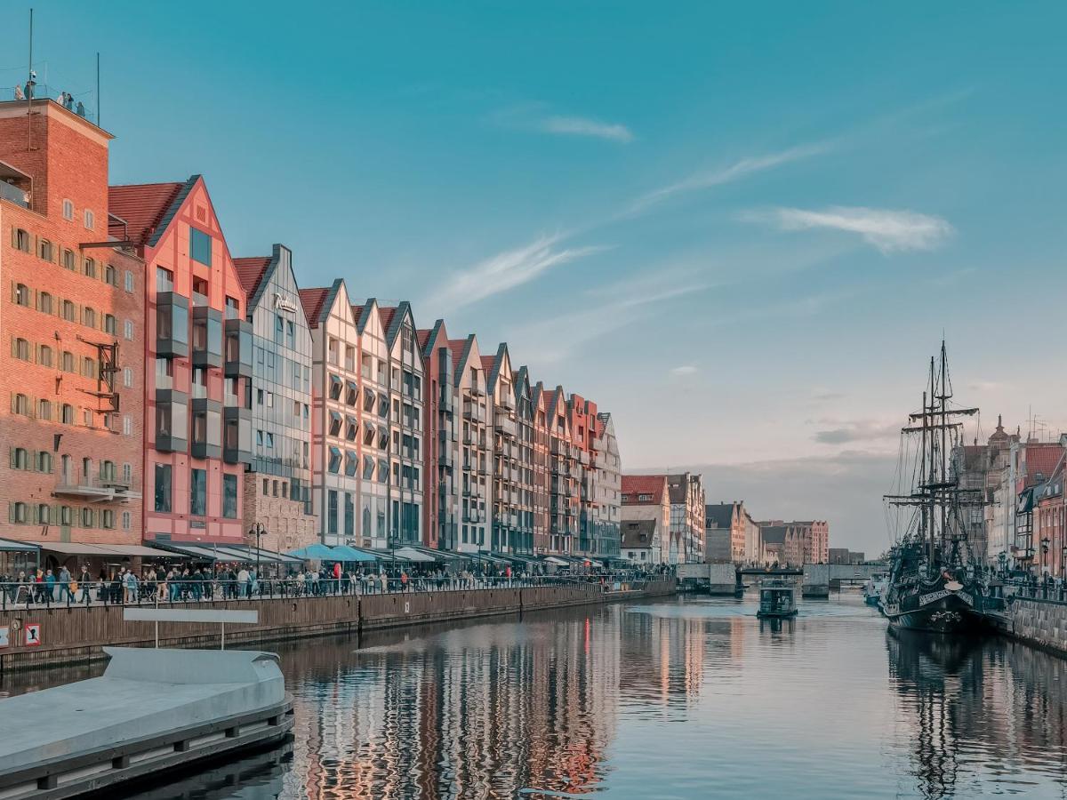 Deo Plaza Apartamenty Premium By Rent Like Home Gdańsk Exteriör bild