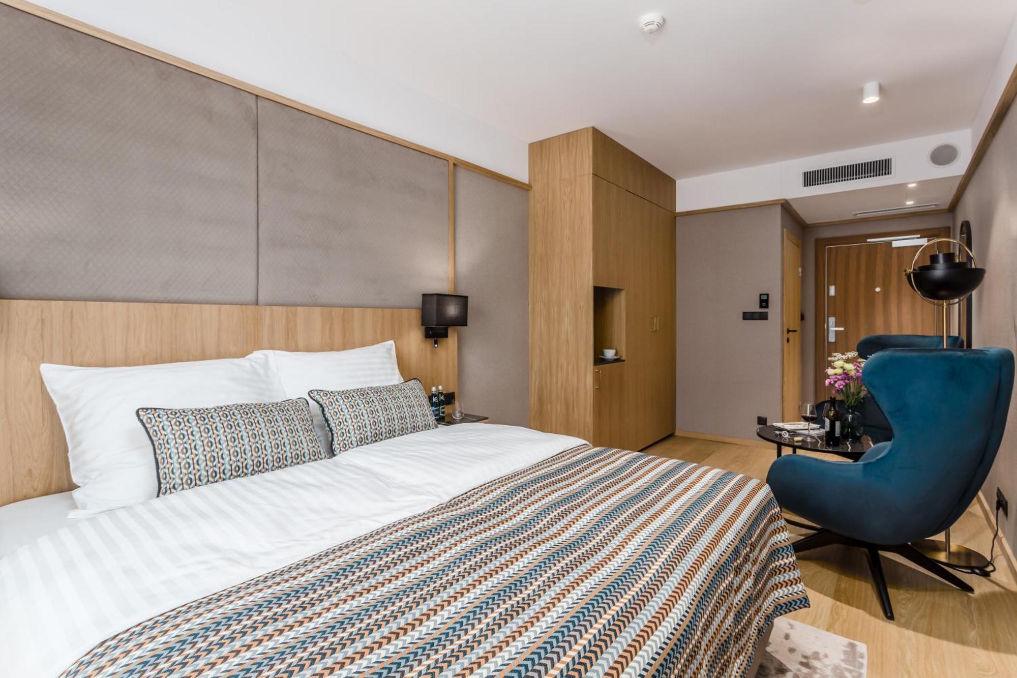 Deo Plaza Apartamenty Premium By Rent Like Home Gdańsk Exteriör bild