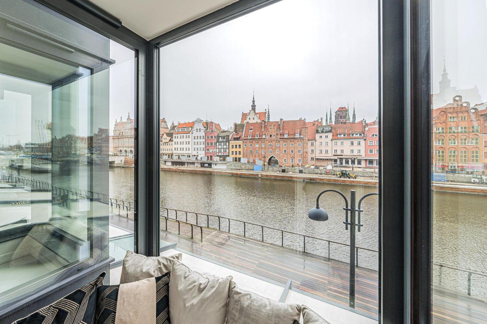 Deo Plaza Apartamenty Premium By Rent Like Home Gdańsk Exteriör bild